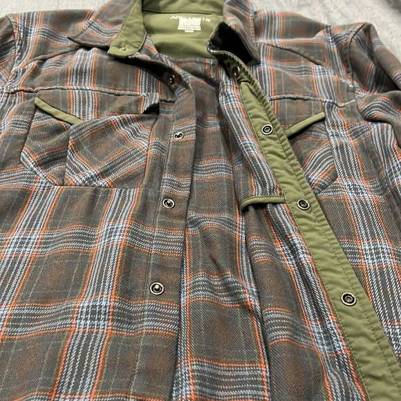 Arcteryx snap button flannel - Picture 3 of 4